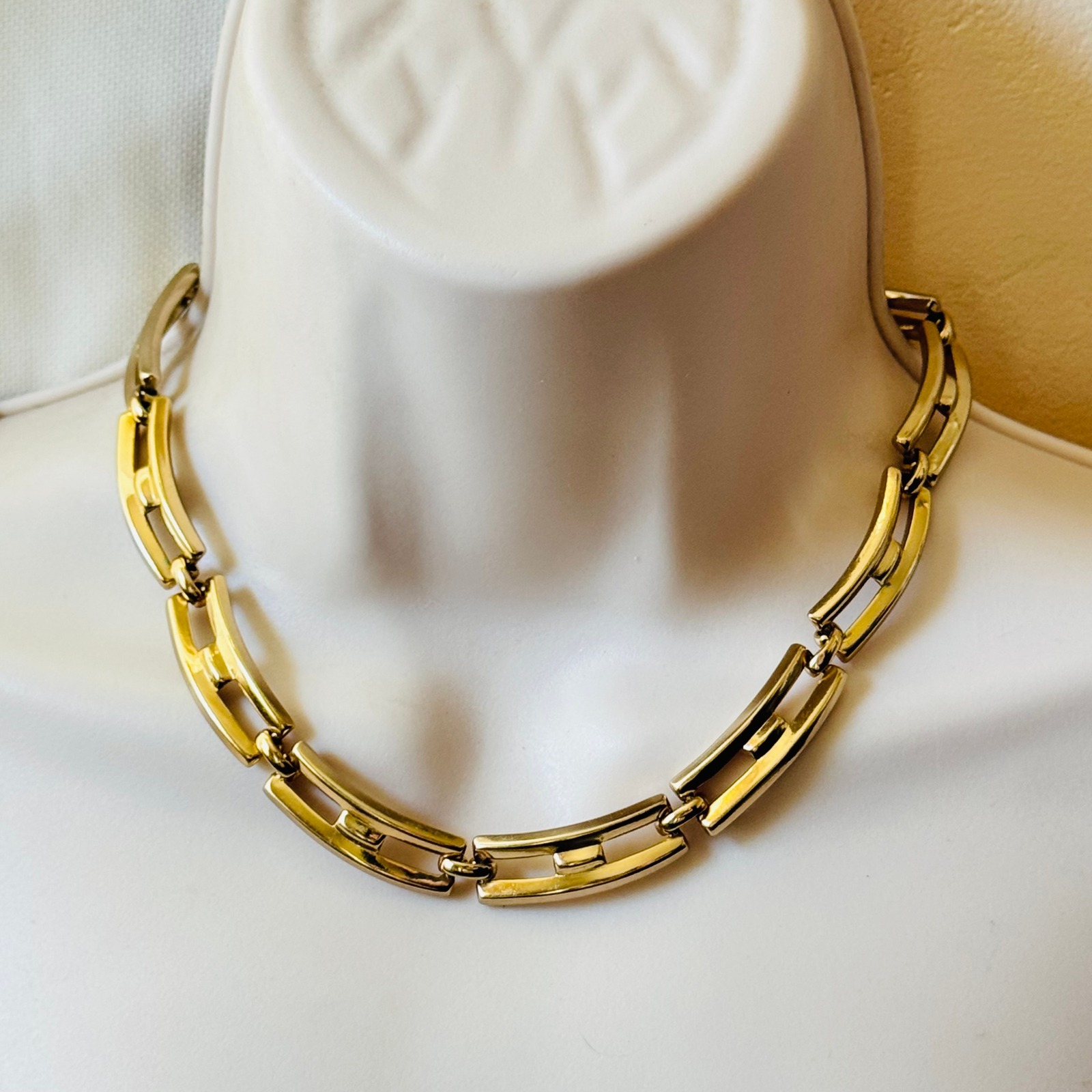 Monet Signed Choker Necklace Vtg Gold Tone Designer Bar Chain Link Bold 60s 17"